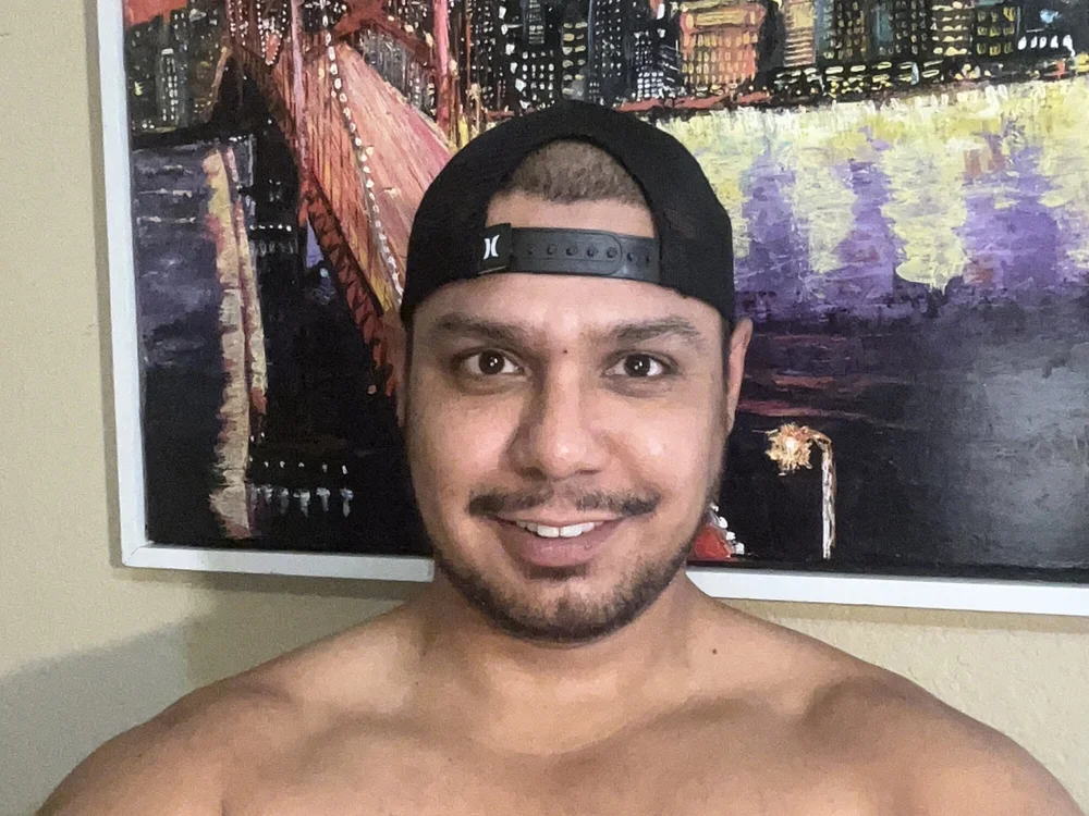 Talldaddy408's Offline Chat Room