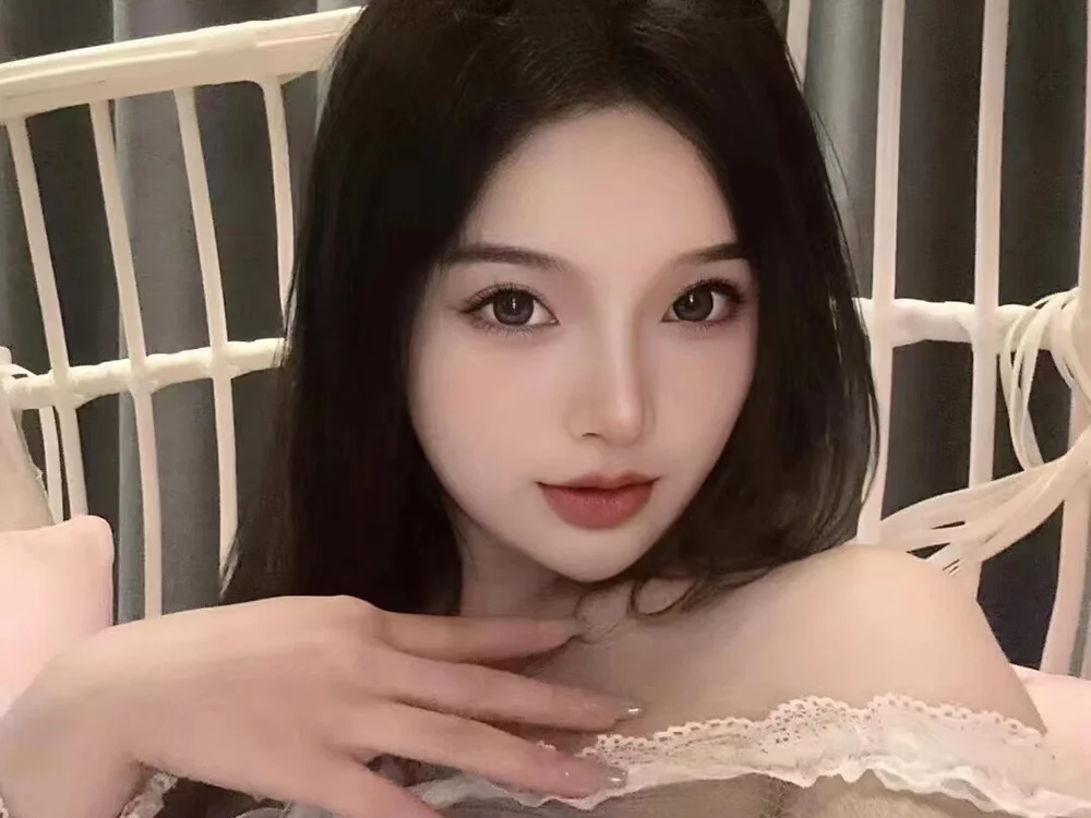 cuteleah7788's Offline XXX Chat