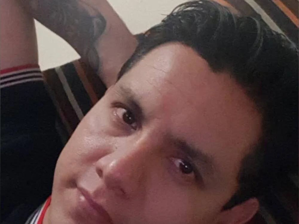 12jose12jose12 offline XXX-chat