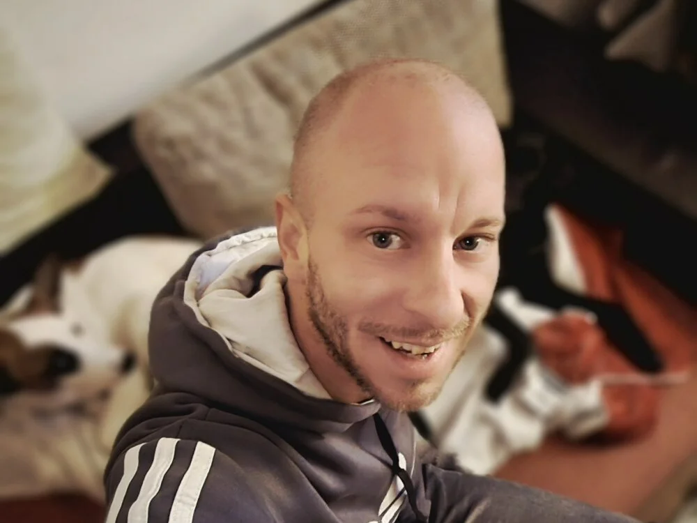 Offline XXX chat modela HornyTeacher1987