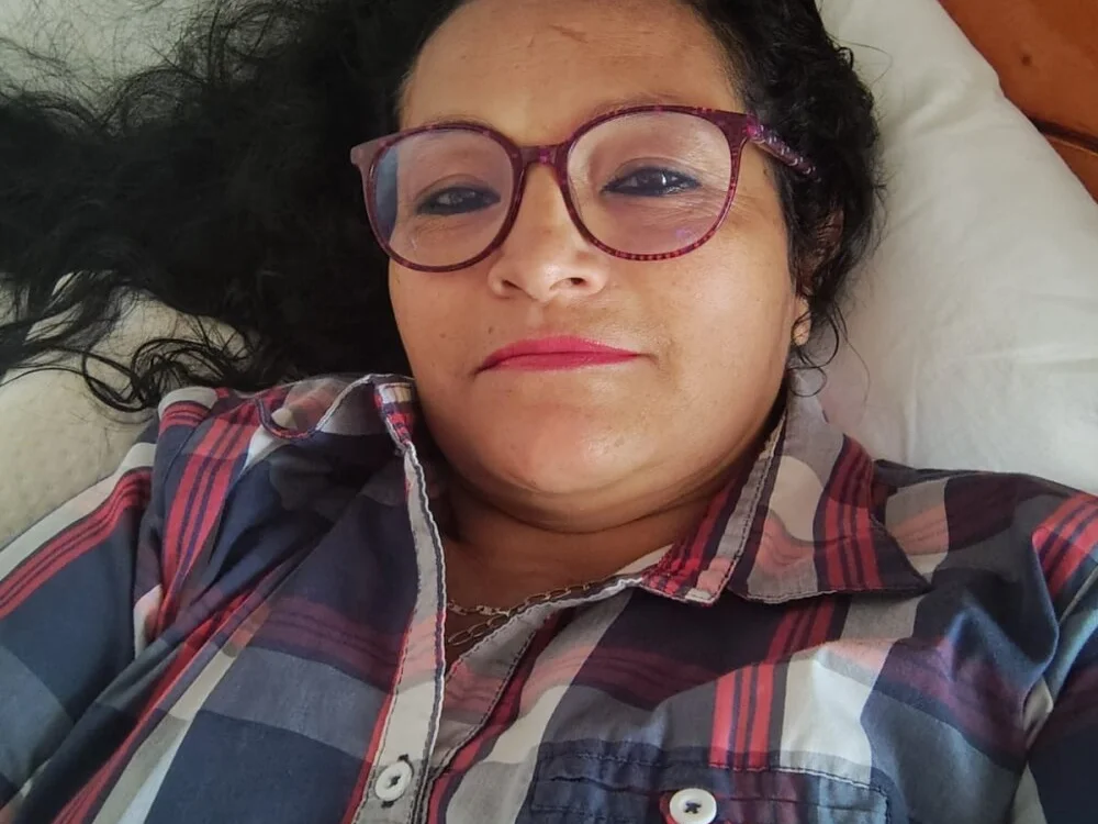 _BellaNocturna's Offline Chat Room