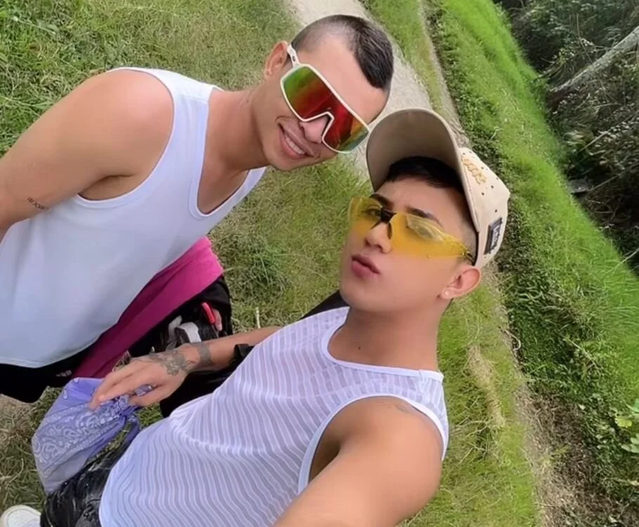 jacob__and__logann Offline XXX chat
