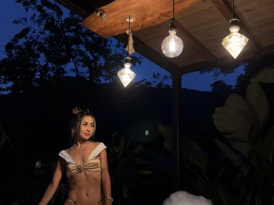 Annyy_Ricee28 on StripChat