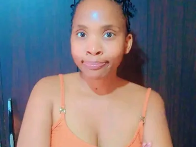 MELLOW_xXx Female Analcreampie Cam Striptease