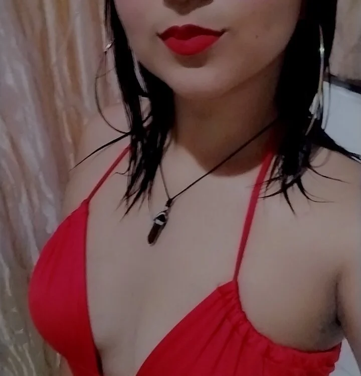 PamelaSquirtt's Offline XXX Chat