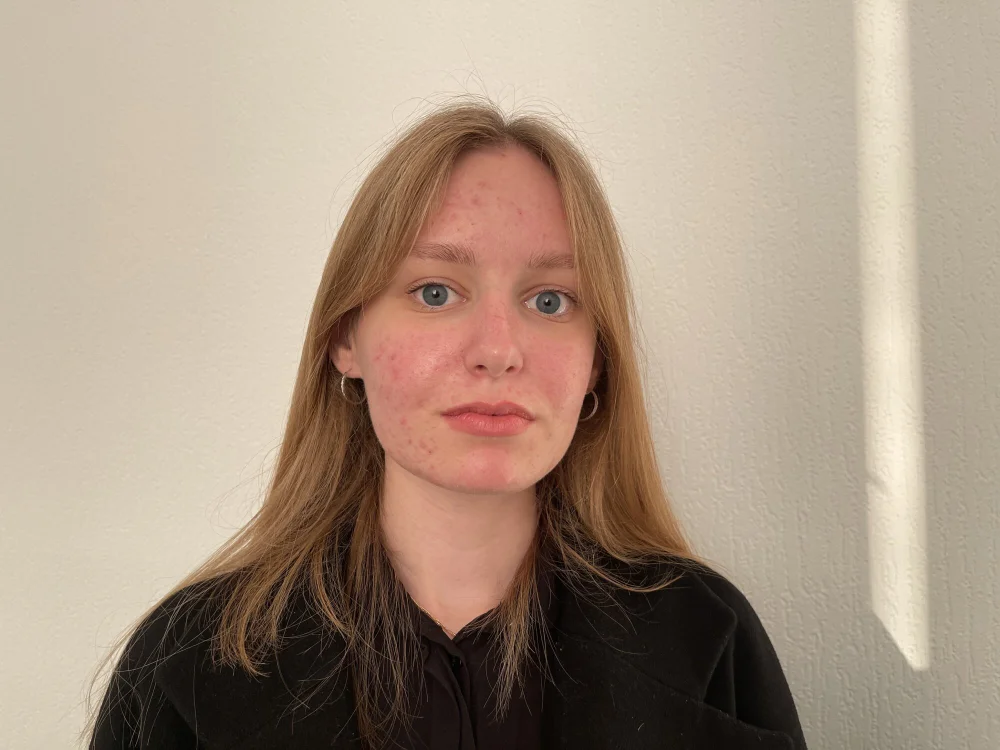 SofiaHeinrig's Offline Chat Room