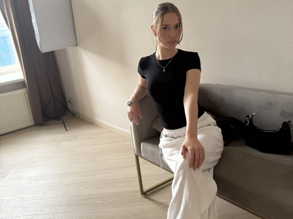 LouisaShepherd offline chatrum