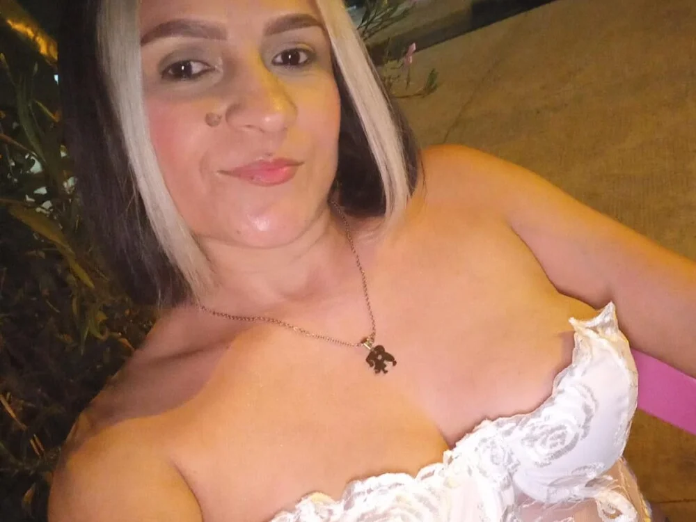 allice_greenn Offline XXX chat