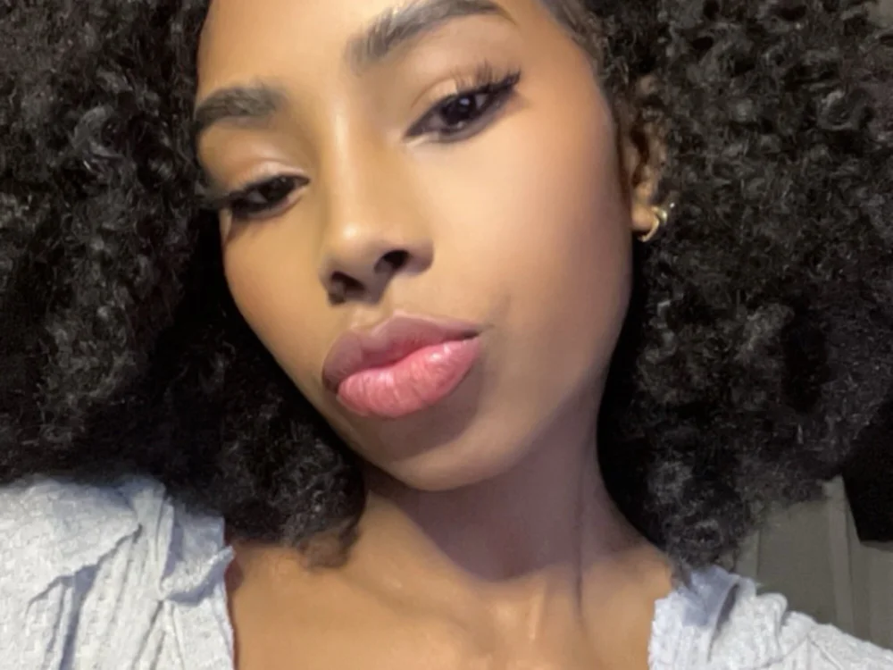 naomii's Offline XXX Chat