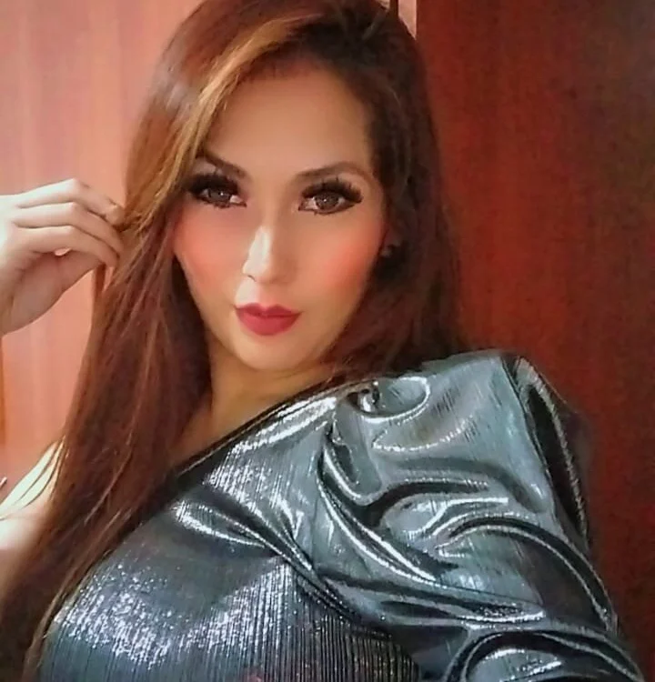 Rose_Nichols' Offline XXX Chat