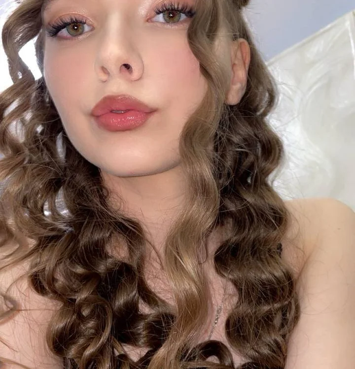 miragge_'s Offline XXX Chat