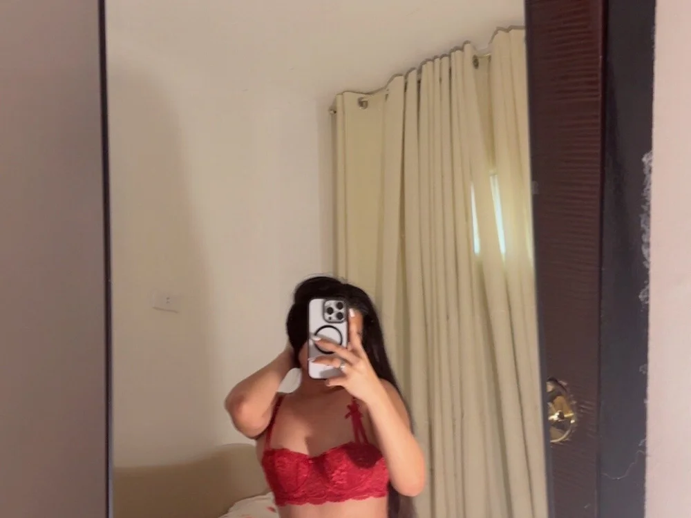 mika_love18 Obrolan XXX Offline