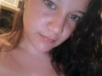 urTeenieLatin's Live XXX Chat