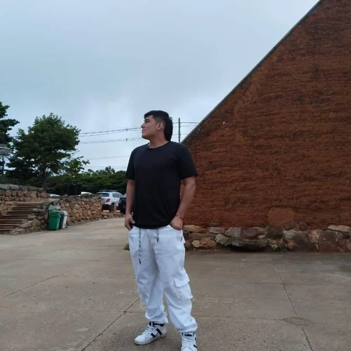 Apolo_falcon's Offline XXX Chat