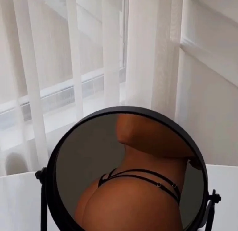 MEGANB3 offline XXX-chatje