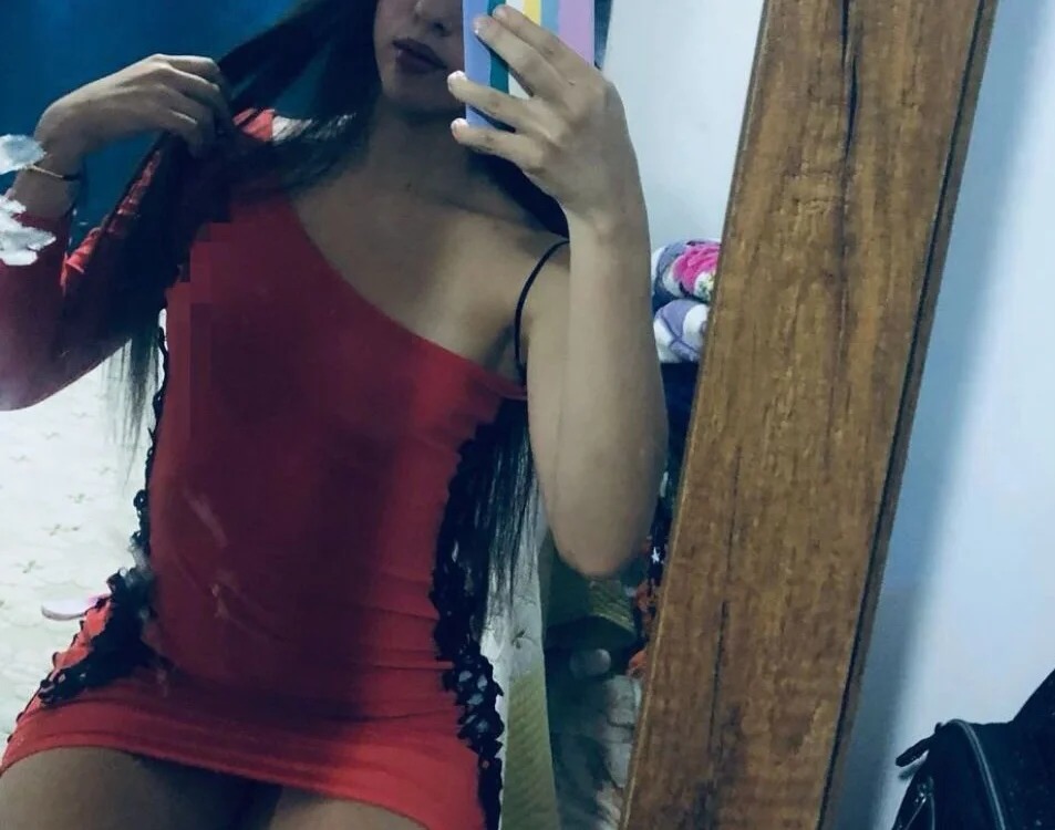 LunaEvanss_ offline chatrum