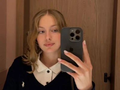 ElviaHoeffner - Girl 