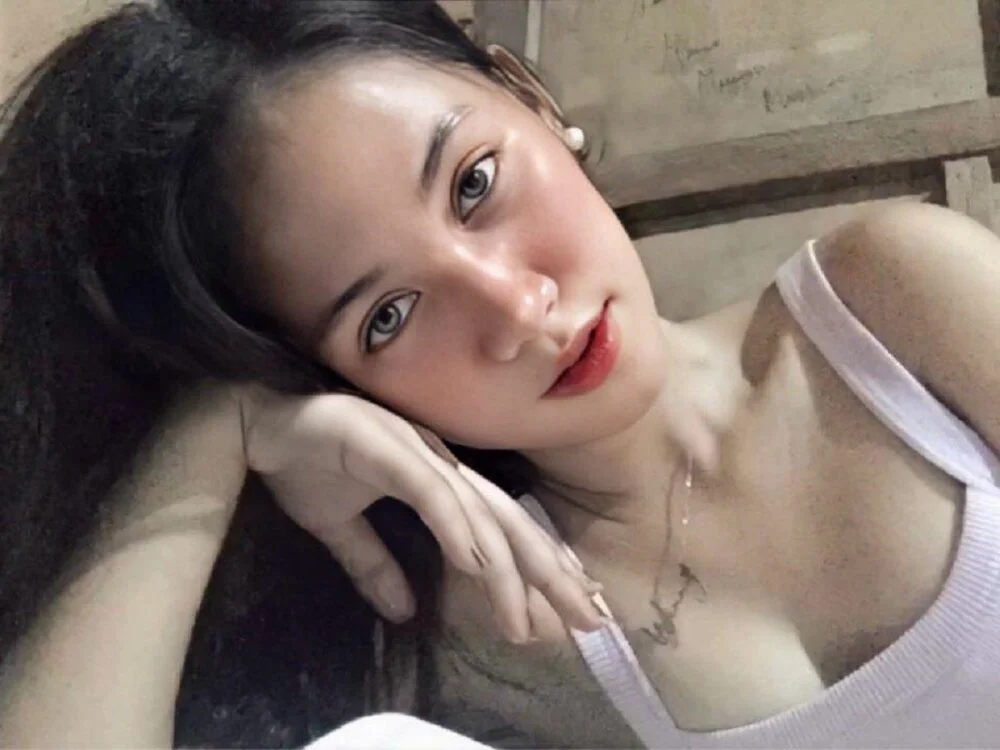 xMauie_ Obrolan XXX Offline