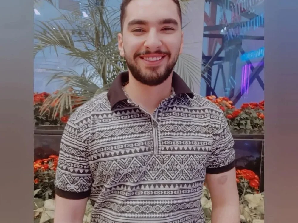 دردشة Johnbahi6 الجنسية دون اتصال