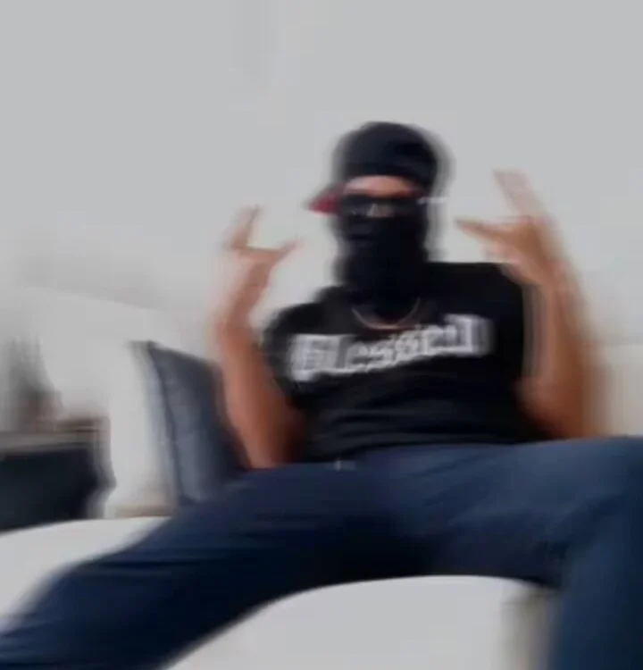 Jocheff420's Offline Chat Room
