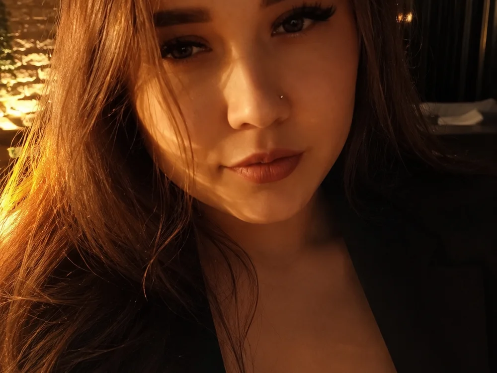 Darisha6080's most recent online preview