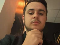 grossequeu_chaude's webcam live show