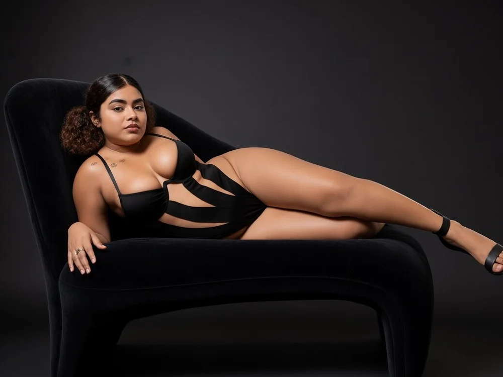 AlanaVelascox's Offline XXX Chat