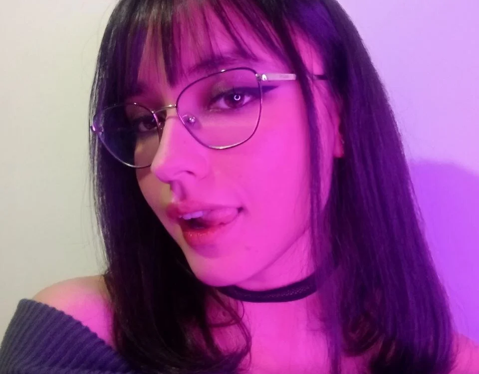 elektra_hellsing's Offline Chat Room