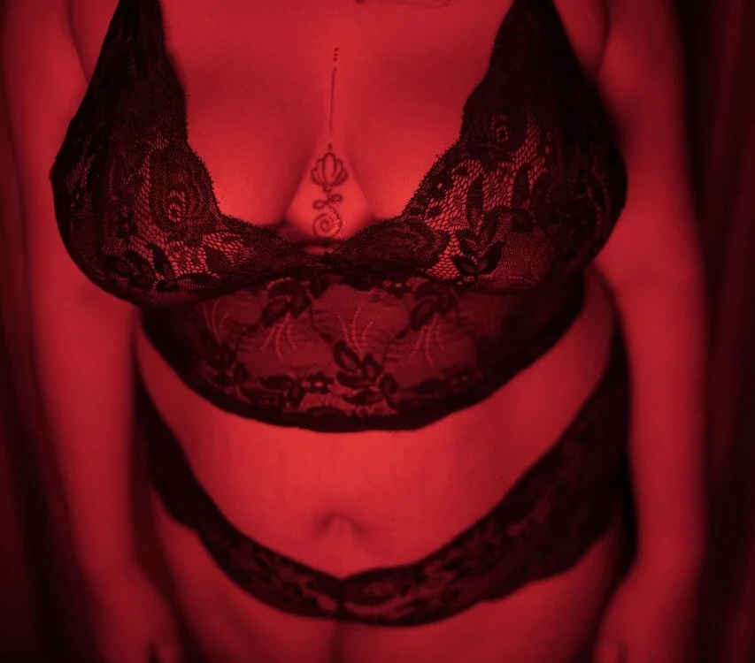 HOTSEXYMALLUGIRL's Offline XXX Chat
