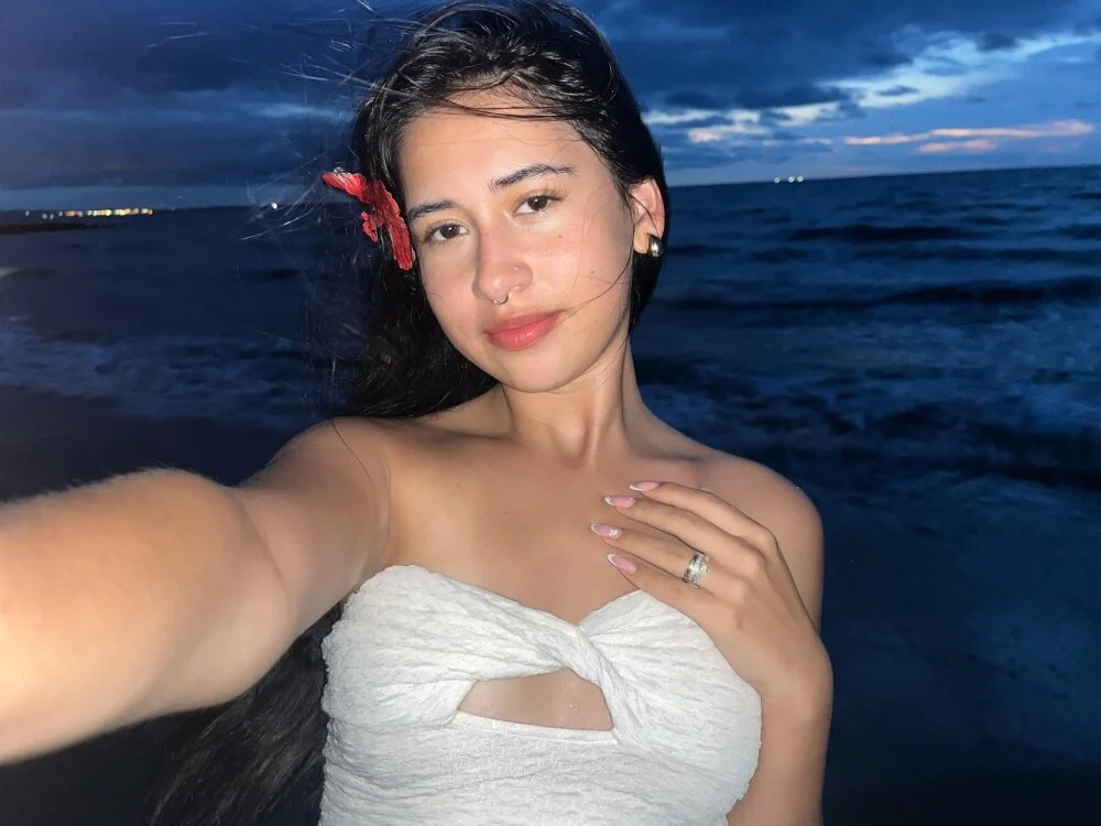 sweetcherry_21's Offline XXX Chat