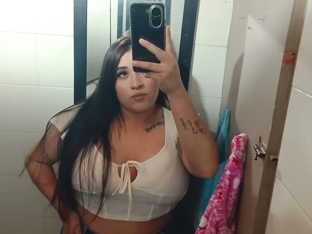 catalina_bigboobs23 离线XXX聊天