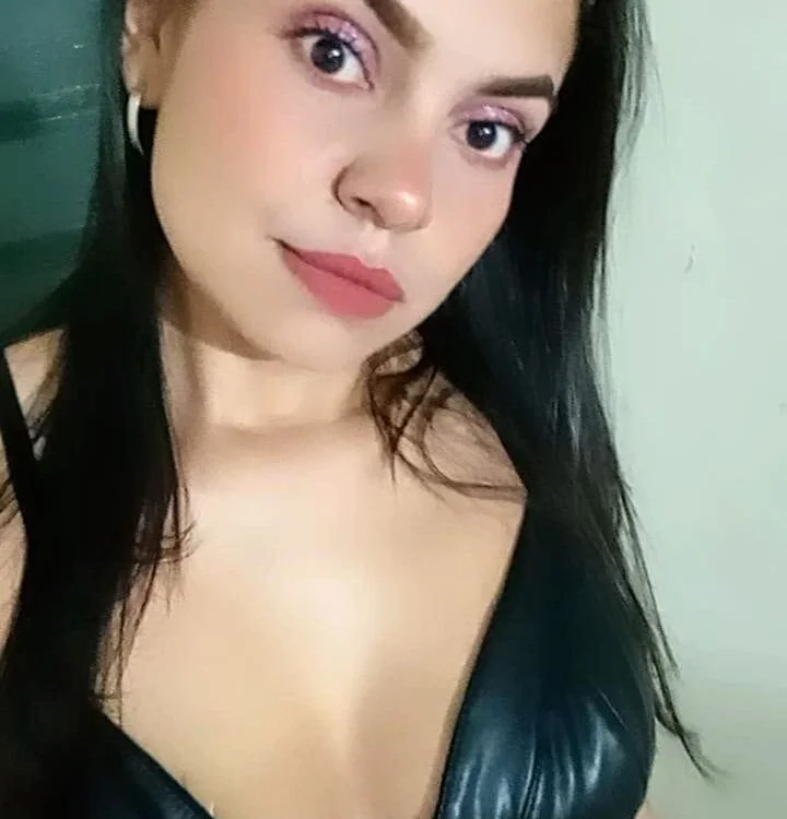 andreiina_smiith's Offline XXX Chat