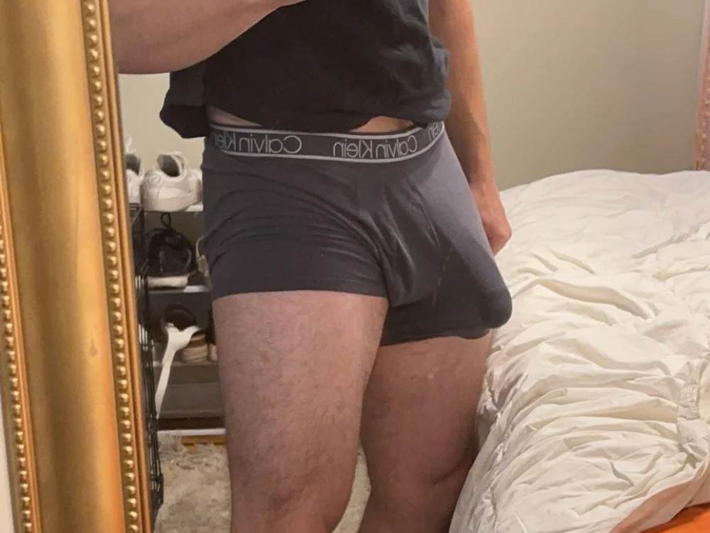 Young-Stud005's Offline XXX Chat