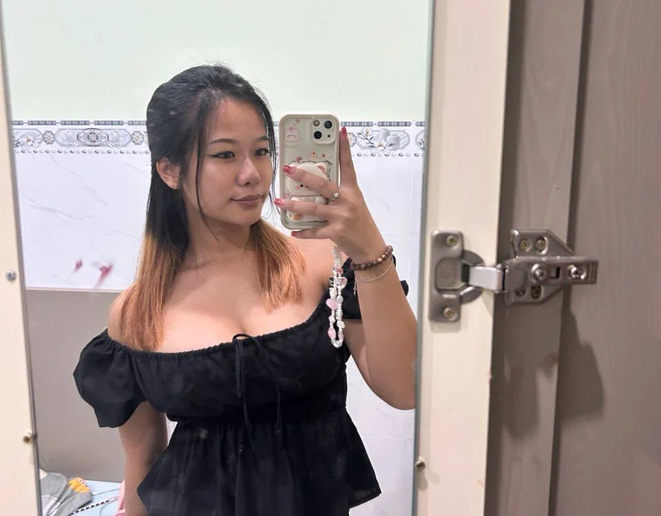 MadnessQueen Offline XXX-chat