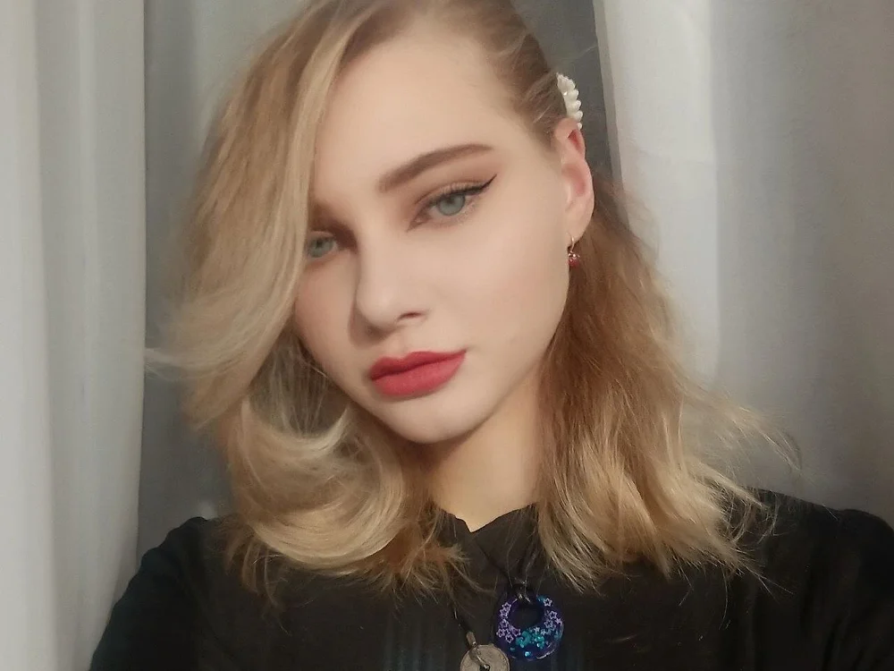 Niki_66 offline chatrum