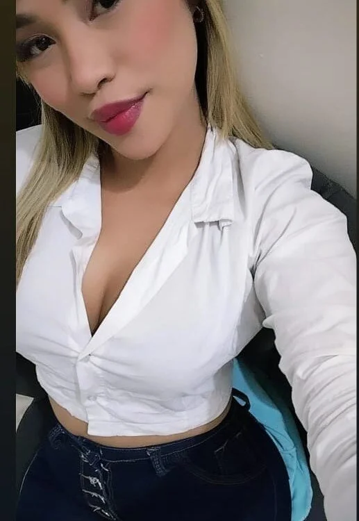 Ayla_18 offline chatrum