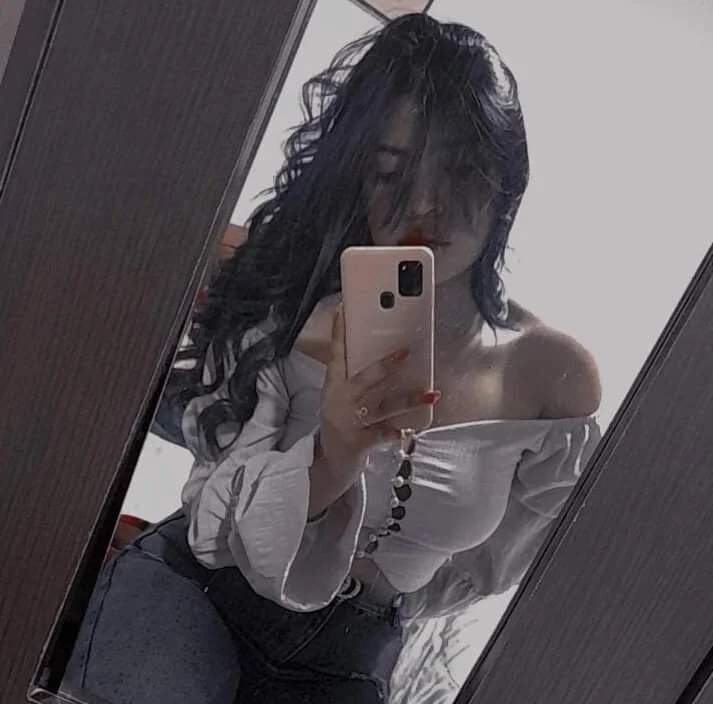 Samantha_collins_2's Offline XXX Chat