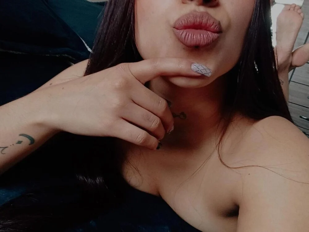 Violett__Rose Offline XXX-Chat