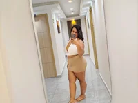 amber_kiss36