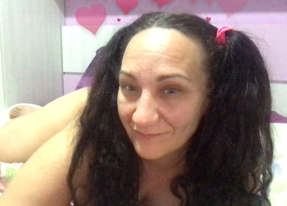 paula19800's Offline XXX Chat