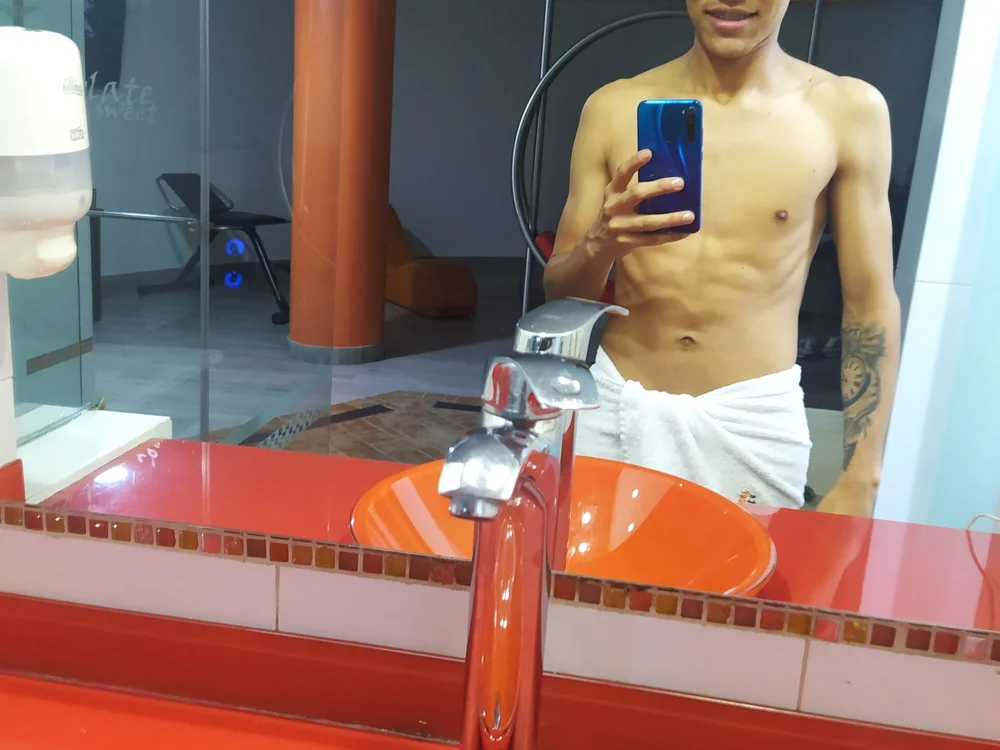 ห้องแชทออฟไลน์ของ CarlosParra06