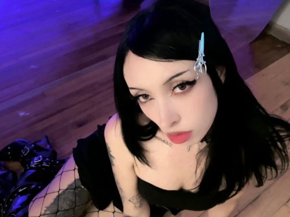 SalemBlackrosen Live XXX chat