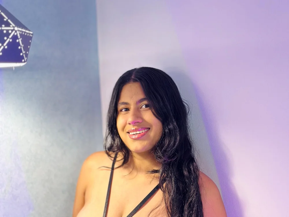 Isla_Rose_'s Offline Chat Room