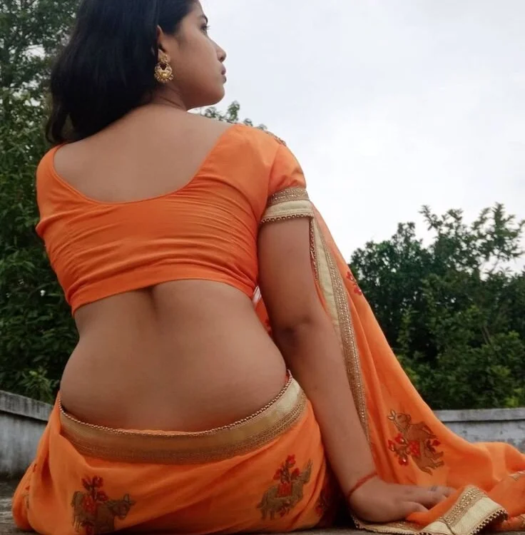 Chandni-2's Offline XXX Chat
