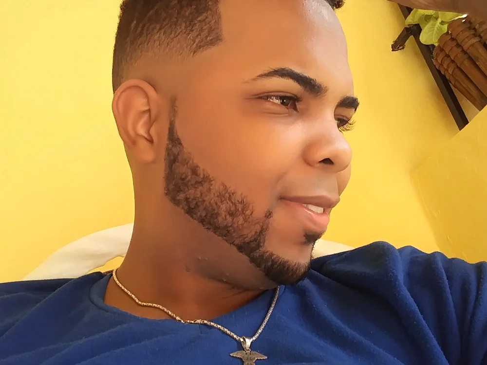 dominicandoctor's Offline Chat Room