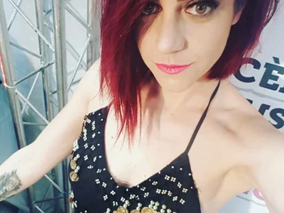 Image 1 of FloraMilano, female webcam model,  years old, on live webcam