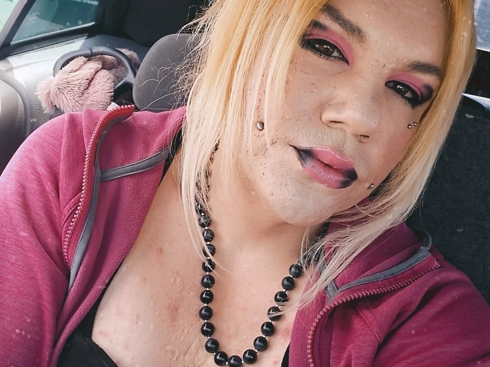 ChasityRay's Offline XXX Chat