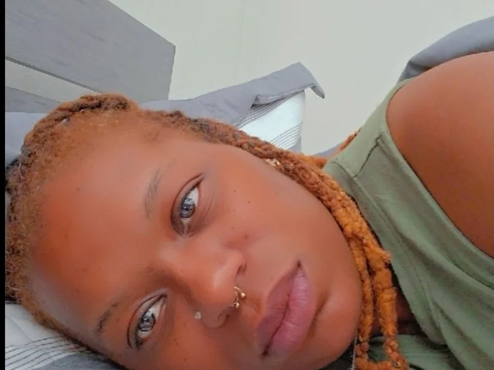 juicyylucy's Offline XXX Chat