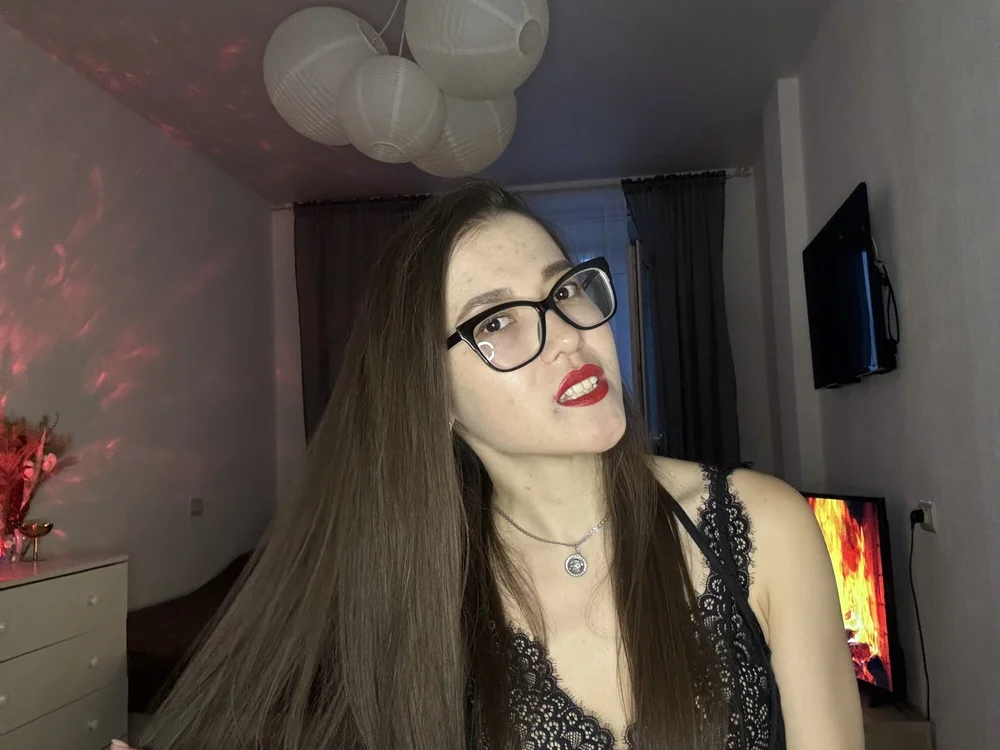 Offline XXX chat modela KatTheQueen