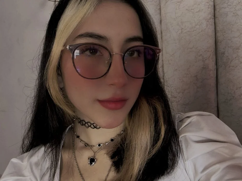 nekoprincesscs Offline XXX-chat